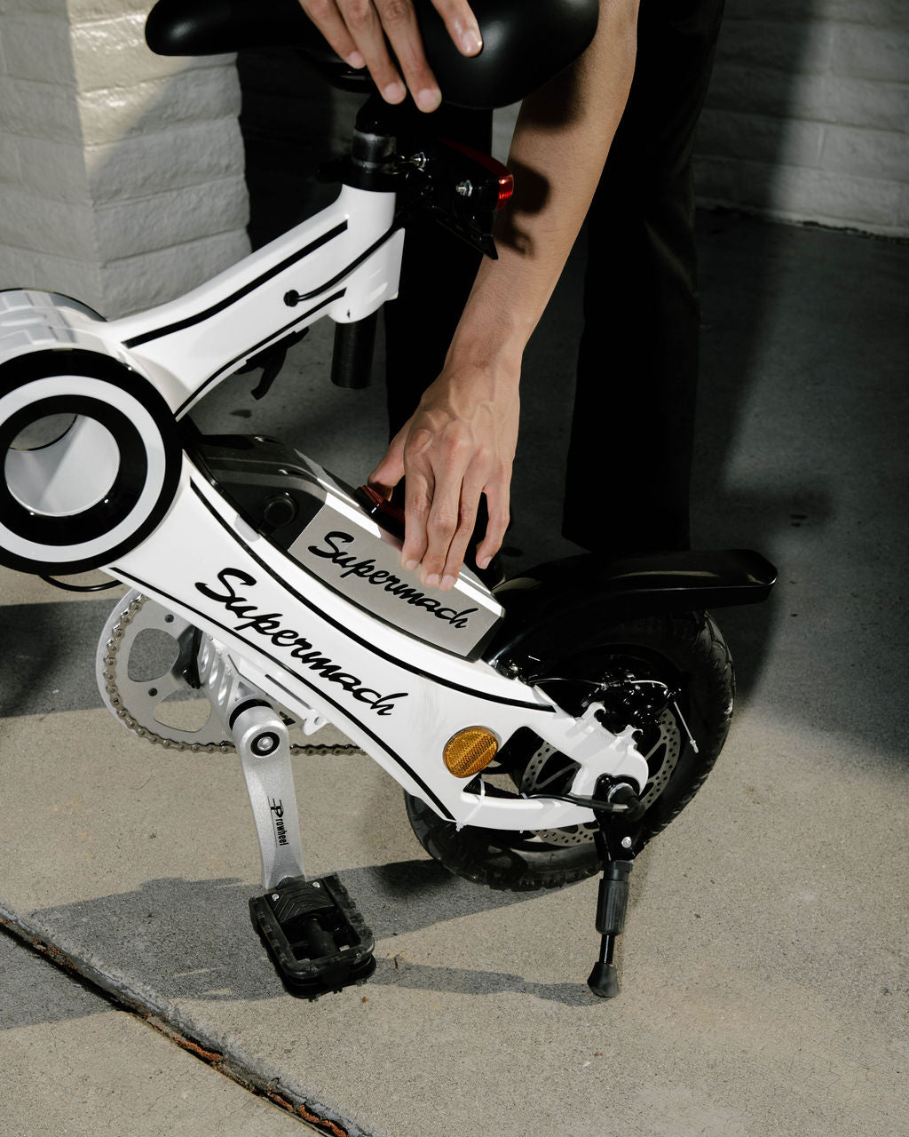 3v aramid fiber electric bicycle Supermach X3 Quick Foldable 36V Electric Bike White